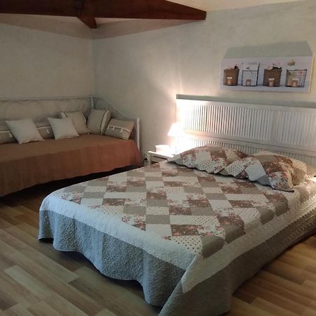 Les Gites De Charloteau Corme-Ecluse Bagian luar foto